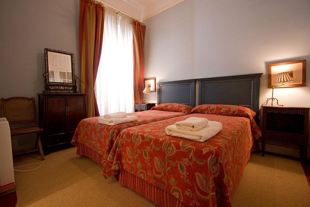 River House Sevilla Ruang foto